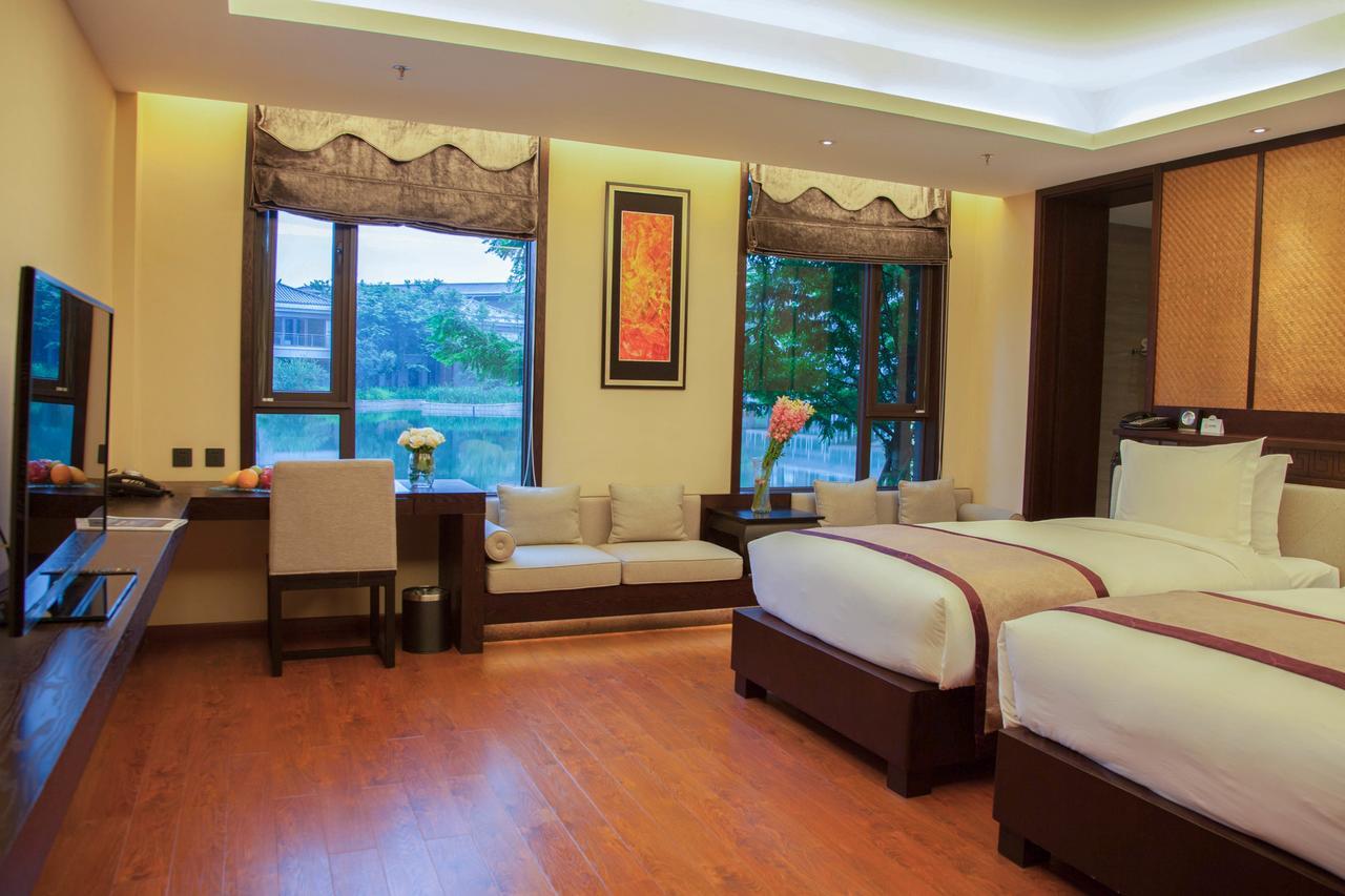Cloud Luo Ping Hotel Luoping Екстериор снимка