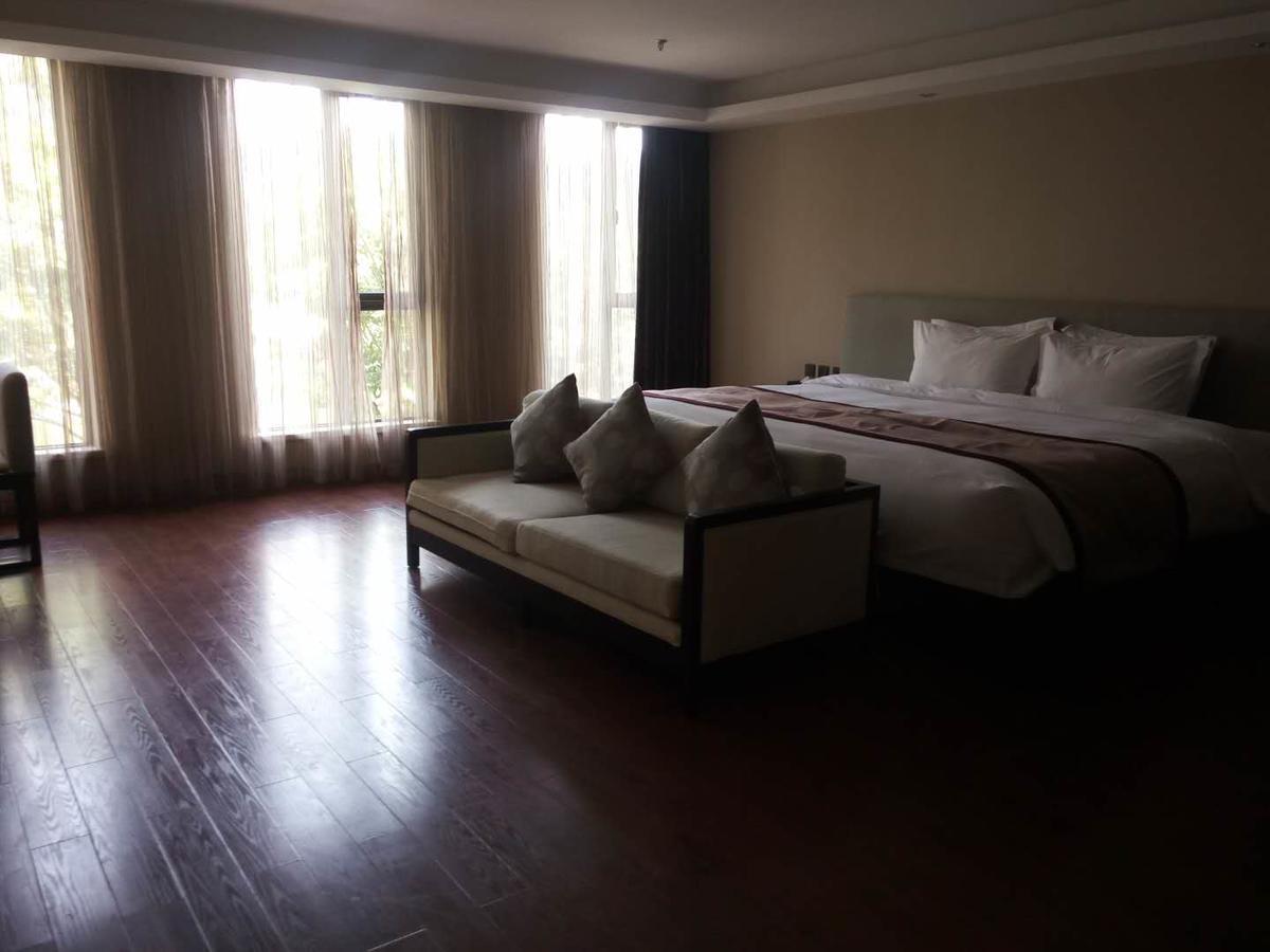 Cloud Luo Ping Hotel Luoping Екстериор снимка