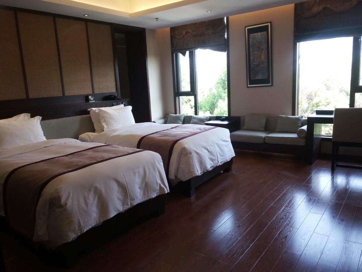 Cloud Luo Ping Hotel Luoping Екстериор снимка